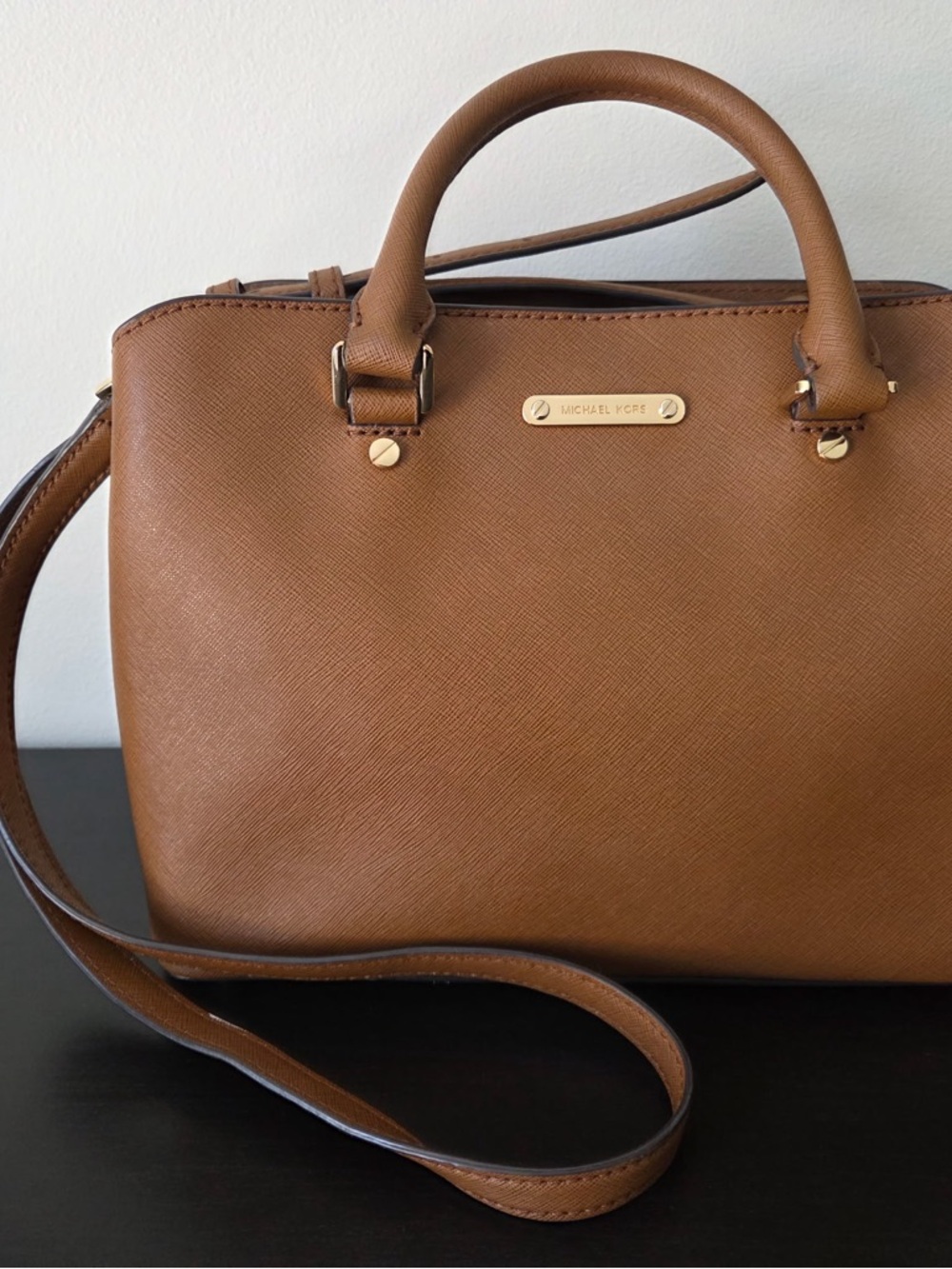 Michael Kors Savannah Medium Tan Saffiano Leather Satchel